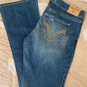 Women's Hollister Boot Cut Jenas size 9R
